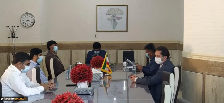 دیدار کارکنان آموزشکده فنی لارستان با شهردار و اعضای شورای اسلامی شهر خور به مناسبت هفته وحدت 2