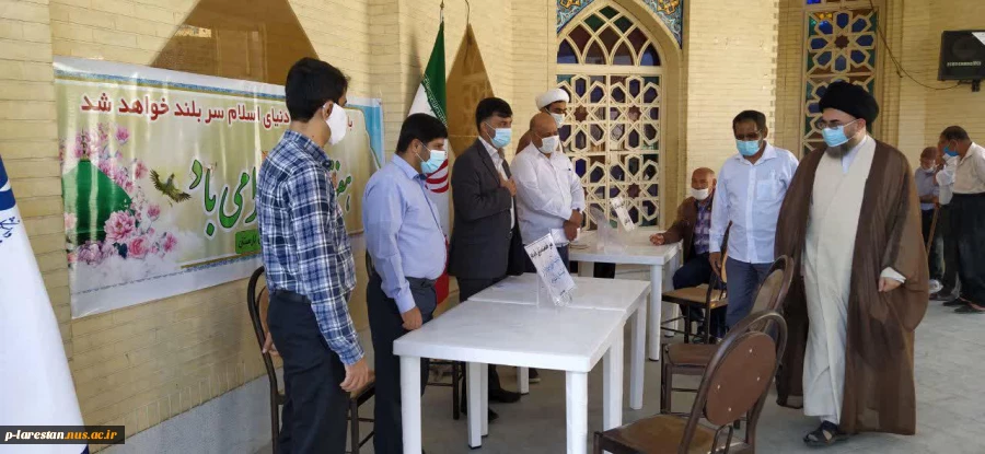 آموزشکده فنی لارستان پاسخگوی این هفته میز خدمت ستاد اقامه نماز جمعه  4