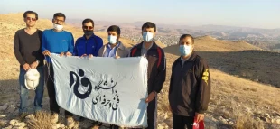 کارکنان آموزشکده فنی لارستان به مناسبت هفته ی وحدت کوهپیمایی کردند 2