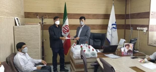 از کارمندان نمونه آموزشکده فنی لارستان تجلیل شد  3