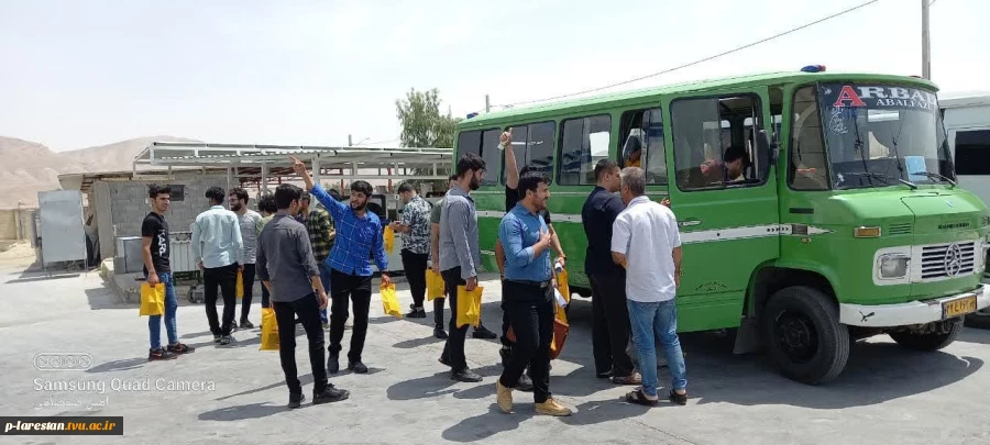 بازدید علمی دانشجویان از شرکت صنعتی تولیدی لبنیات قنبرزاده لارستان 13
