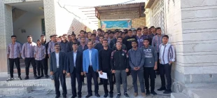 بازدید دانش آموزان هنرستان ابوذر غفاری از آموزشکده فنی و حرفه ای لارستان 
 3