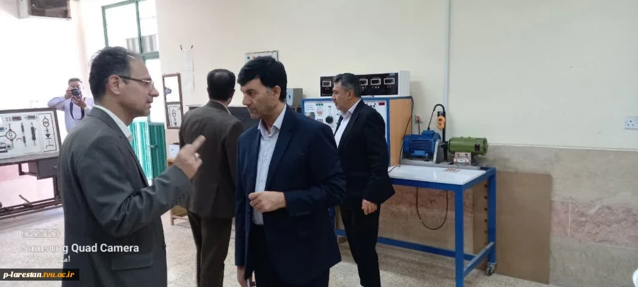 بازدید رئیس دانشگاه فنی و حرفه ای استان فارس از آموزشکده فنی و حرفه ای پسران لارستان 6