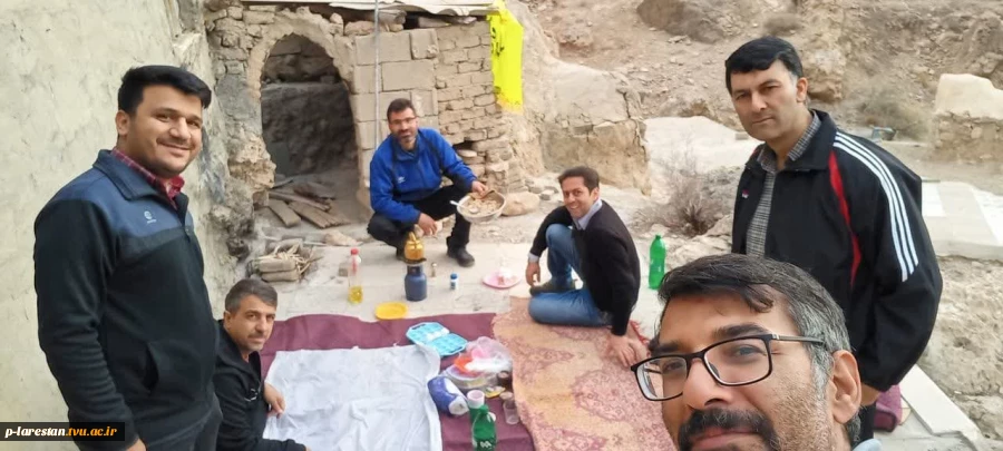 کوهپیمایی جمعی از کارکنان آموزشکده به مناسبت دهه مبارک فجر و عید مبعث 5