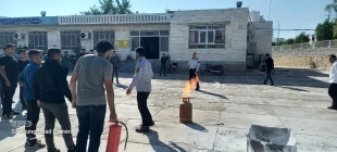 برگزاری دوره آموزش کوتاه مدت پیشگیری از آتش سوزی  و اطفاء حریق  در دانشگاه ملی مهارت واحد لارستان  6