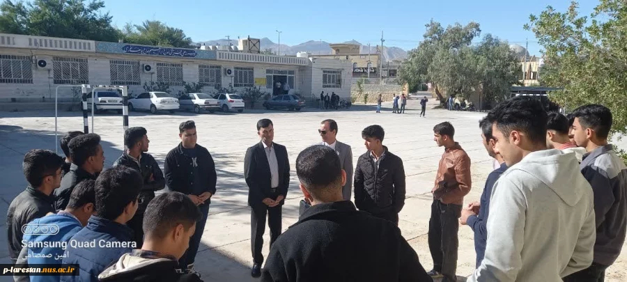 بازدید علمی دانش آموزان هنرستان از دانشگاه ملی مهارت واحد  لارستان 
 2
